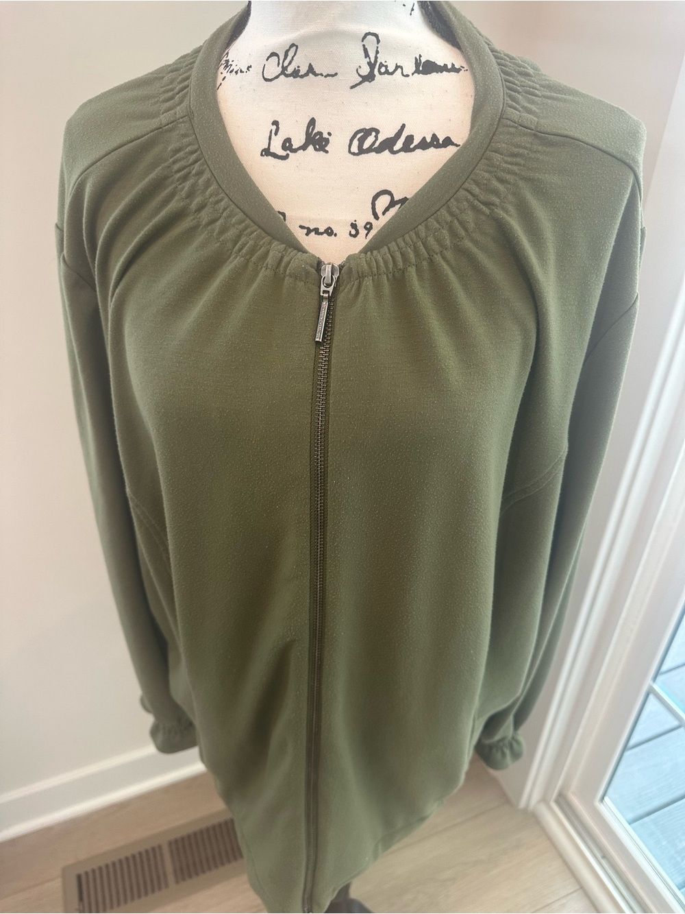 VINTAGE HALSTON Olive Green Zip-Front Women’s SWEATER 3X